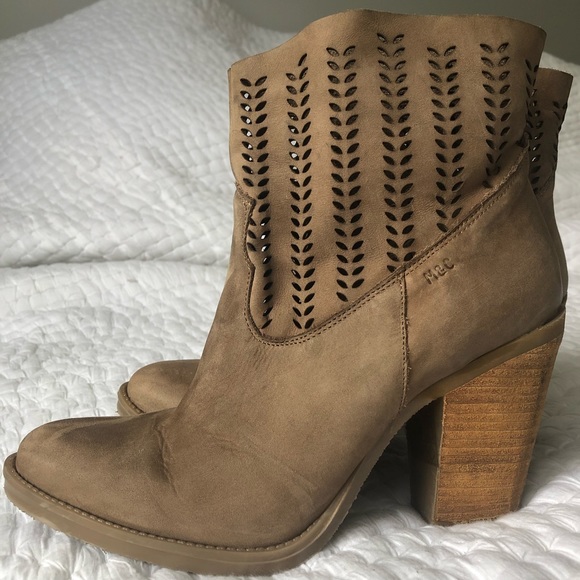 Musse & Cloud Anthropology Booties - Picture 1 of 11